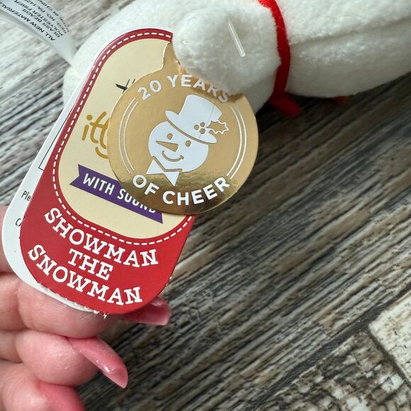 2023 Hallmark Itty Bittys 20th Anniversary Showman Snowman Sound Talking Plush - Picture 3 of 6